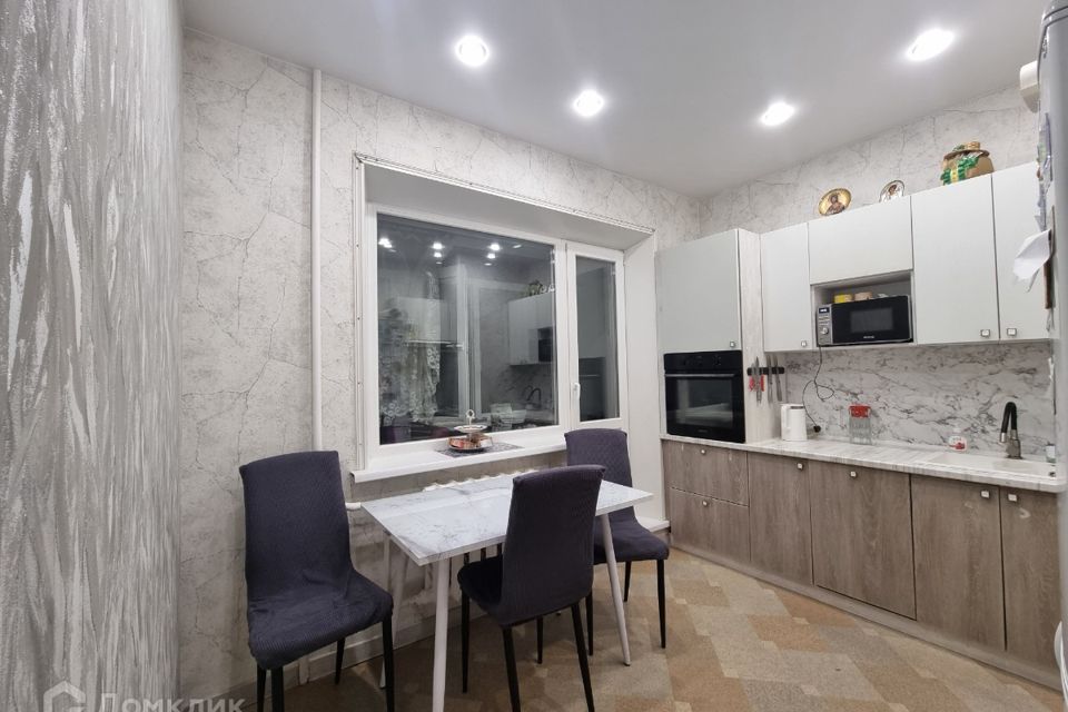 Продаётся 3-комнатная квартира, 68.2 м²