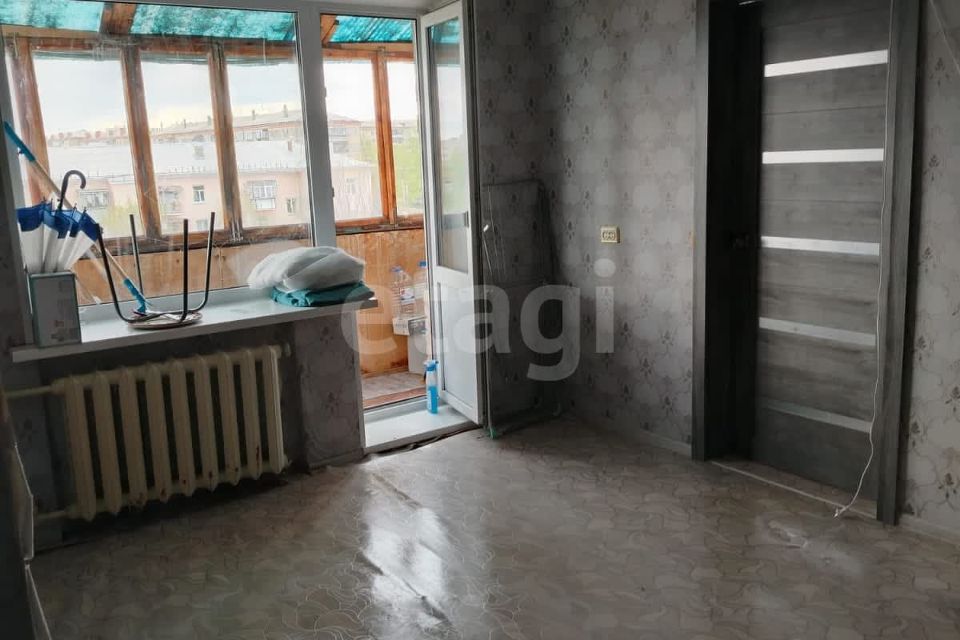 Продаётся 2-комнатная квартира, 42.7 м²