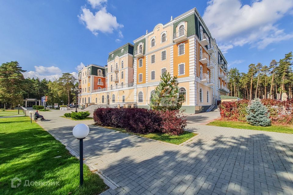 Продаётся 1-комнатная квартира, 53 м²