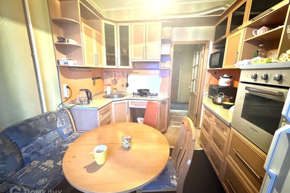 Продаётся 2-комнатная квартира, 55.6 м²