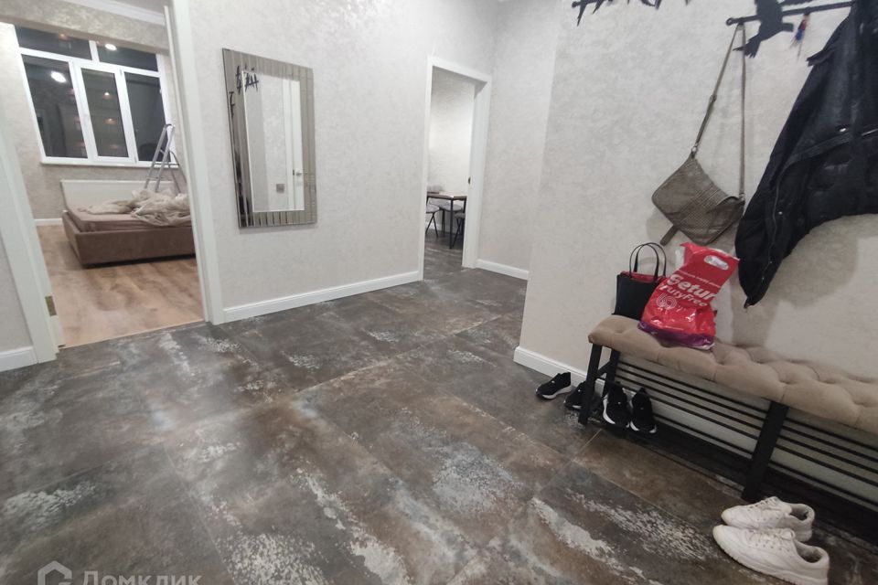 Сдаётся 2-комнатная квартира, 82 м²