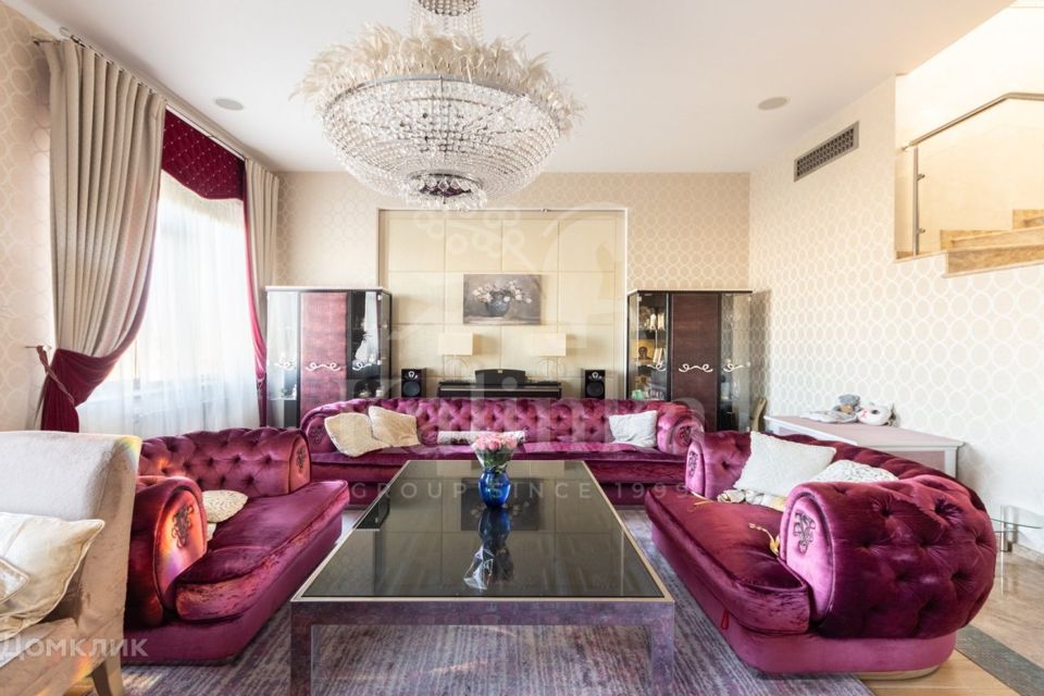 Продаётся 6-комнатная квартира, 247.4 м²