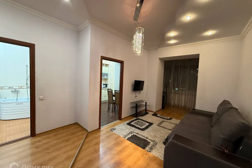 Сдаётся 2-комнатная квартира, 42 м²