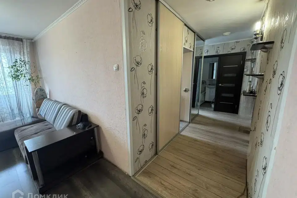 Продаётся 3-комнатная квартира, 59.4 м²