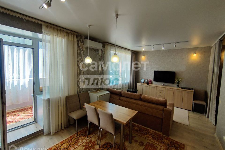 Продаётся 1-комнатная квартира, 37.5 м²