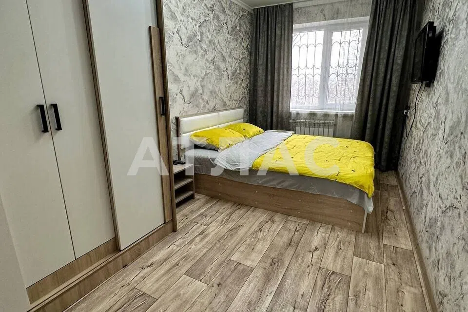 Продаётся 3-комнатная квартира, 59.5 м²
