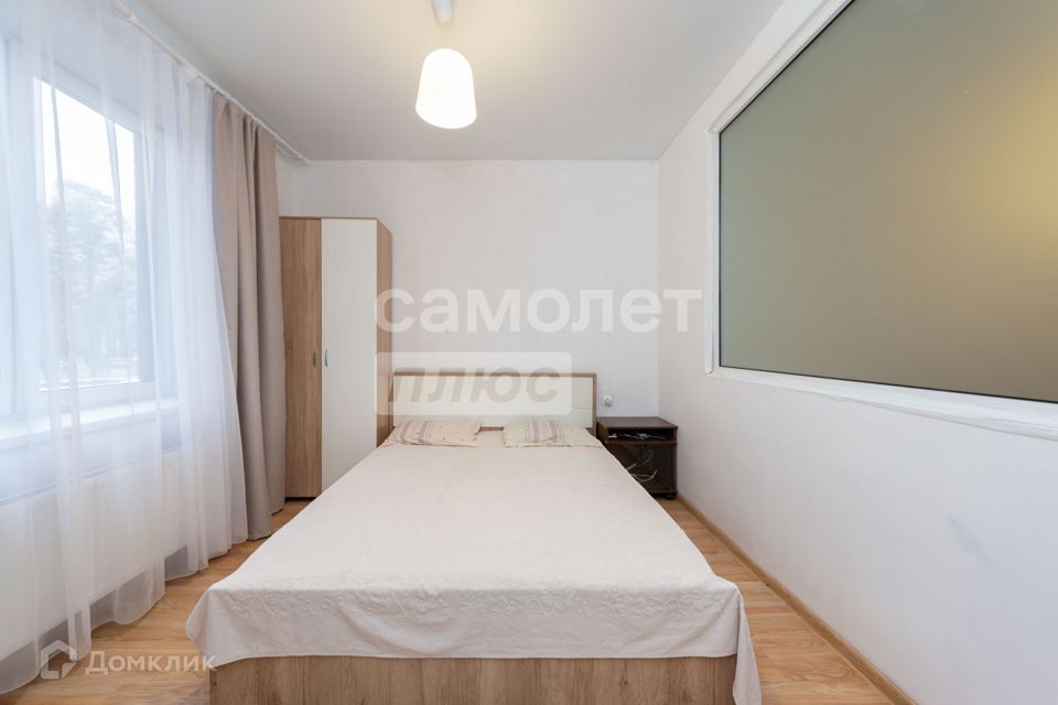 Продаётся 1-комнатная квартира, 42.3 м²