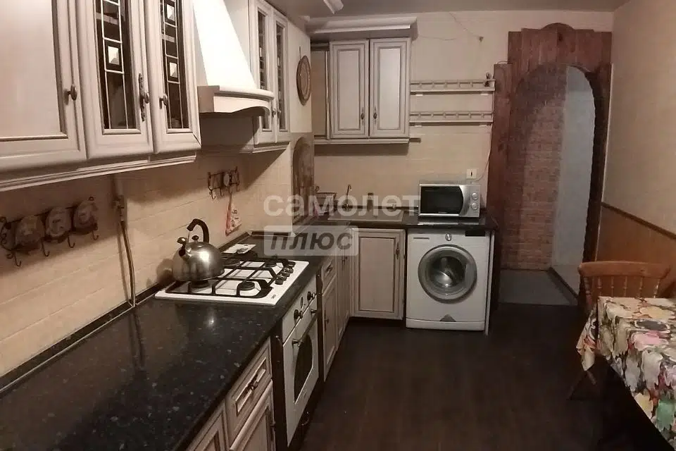 Продаётся 3-комнатная квартира, 60 м²