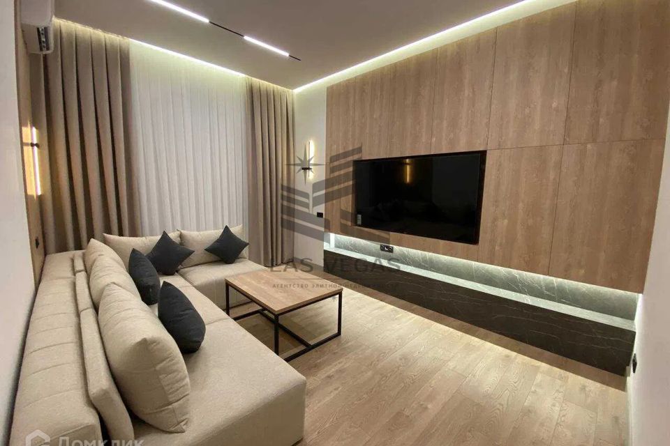 Сдаётся 2-комнатная квартира, 54 м²