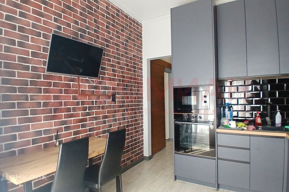 Продаётся 1-комнатная квартира, 32 м²