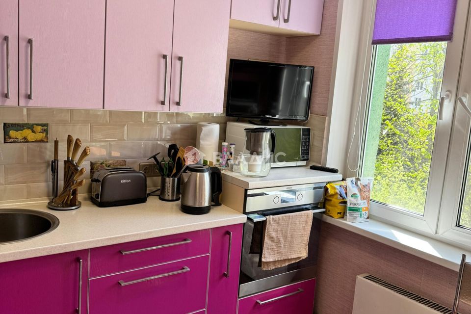 Продаётся 3-комнатная квартира, 62.3 м²