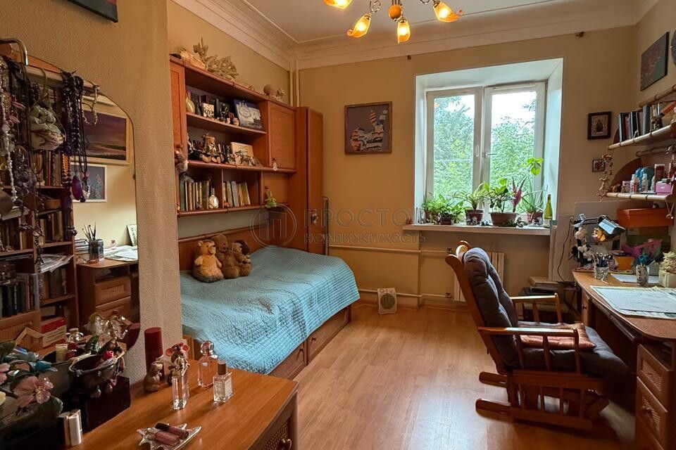 Продаётся 4-комнатная квартира, 77.7 м²