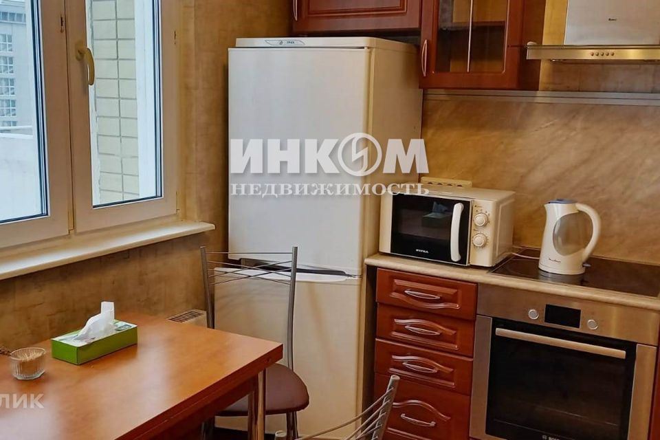 Сдаётся 2-комнатная квартира, 58 м²