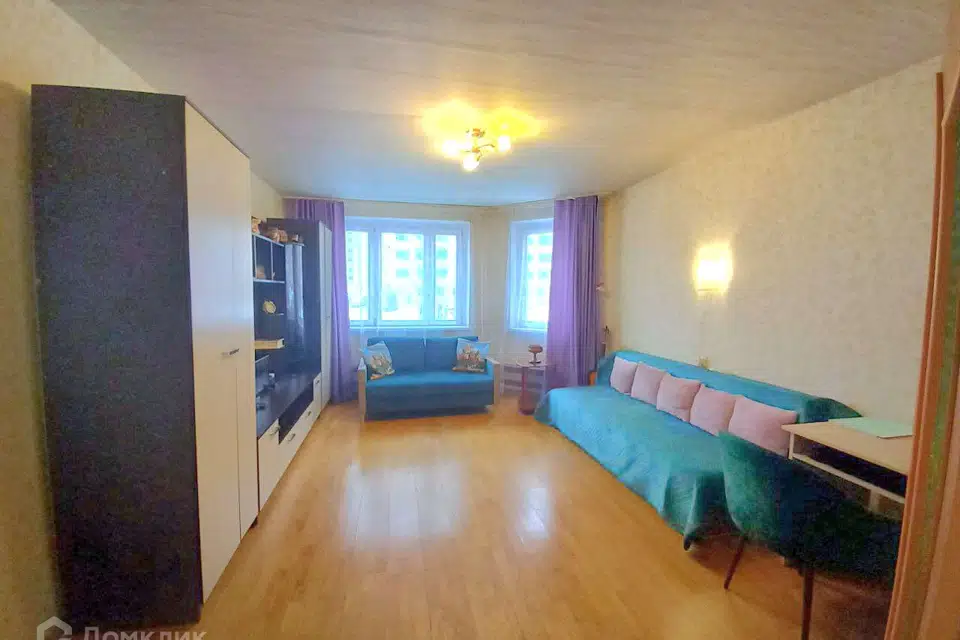 Продаётся 1-комнатная квартира, 42.4 м²