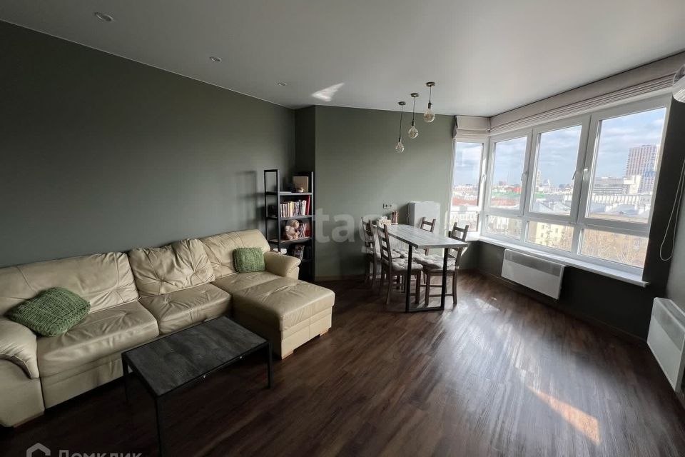 Продаётся 1-комнатная квартира, 53 м²