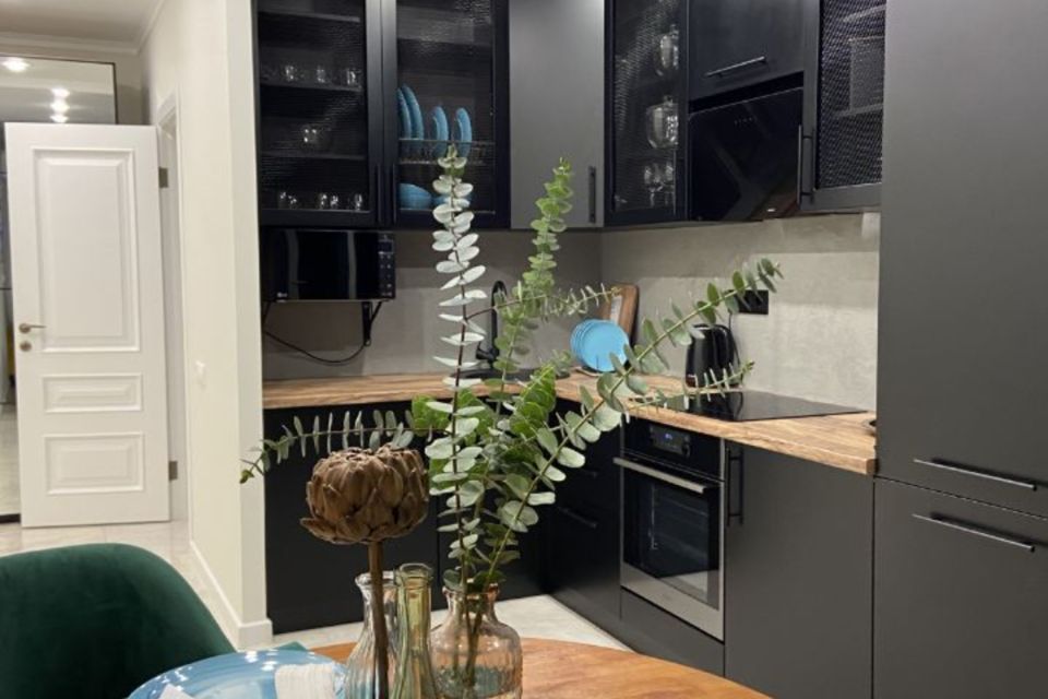 Продаётся 1-комнатная квартира, 43 м²