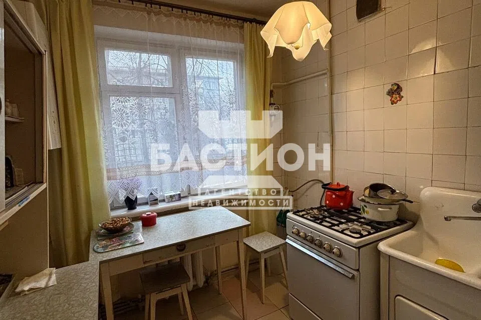 Продаётся 3-комнатная квартира, 62.7 м²