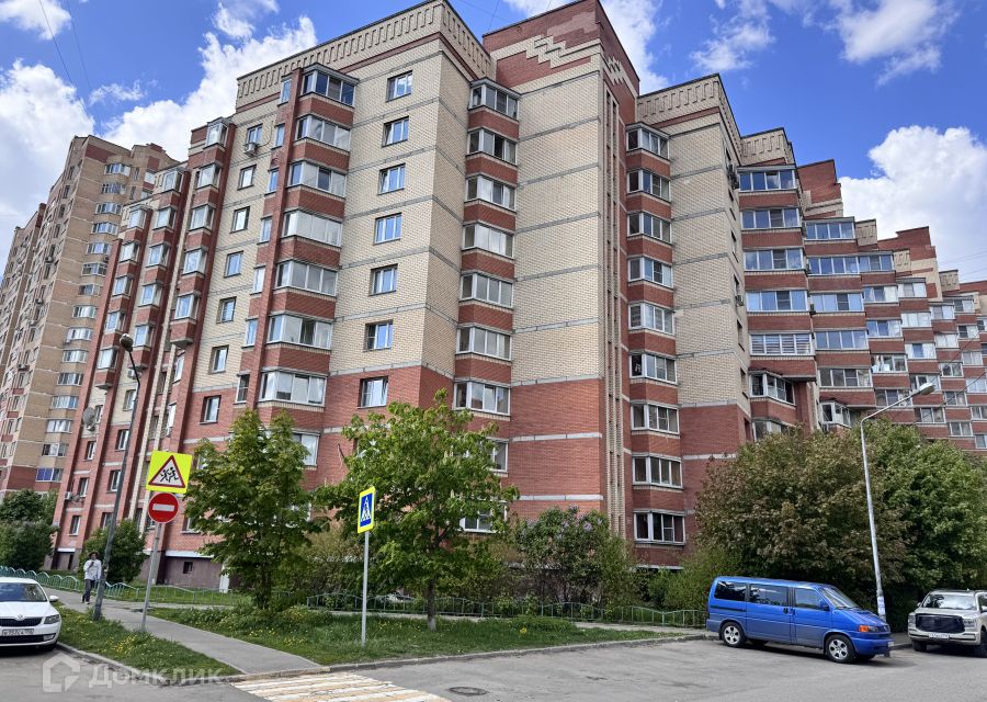 Продаётся 4-комнатная квартира, 119.7 м²