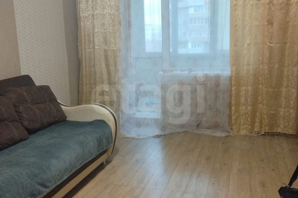 Продаётся 1-комнатная квартира, 37 м²