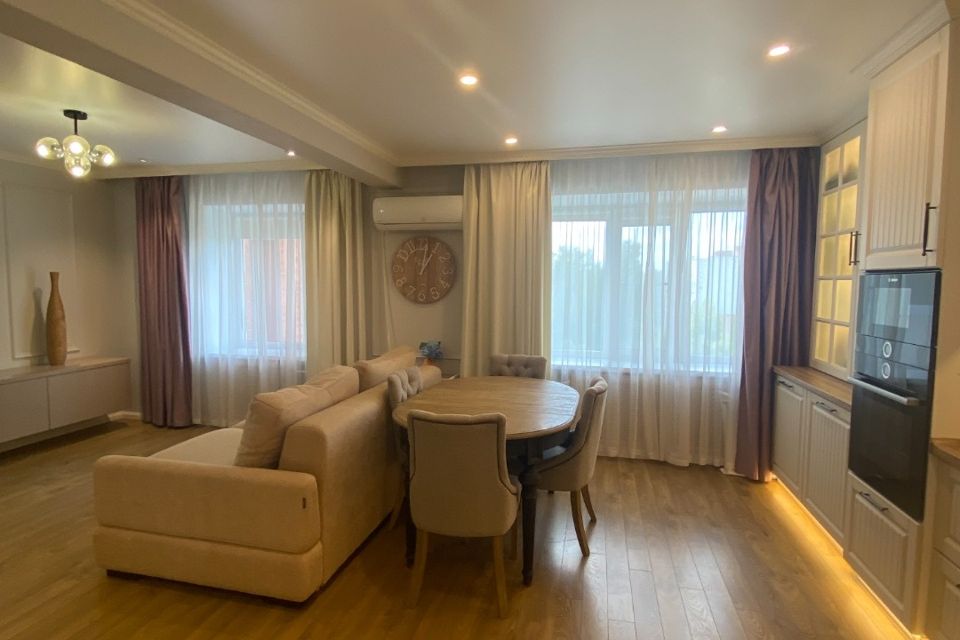 Продаётся 3-комнатная квартира, 88.7 м²