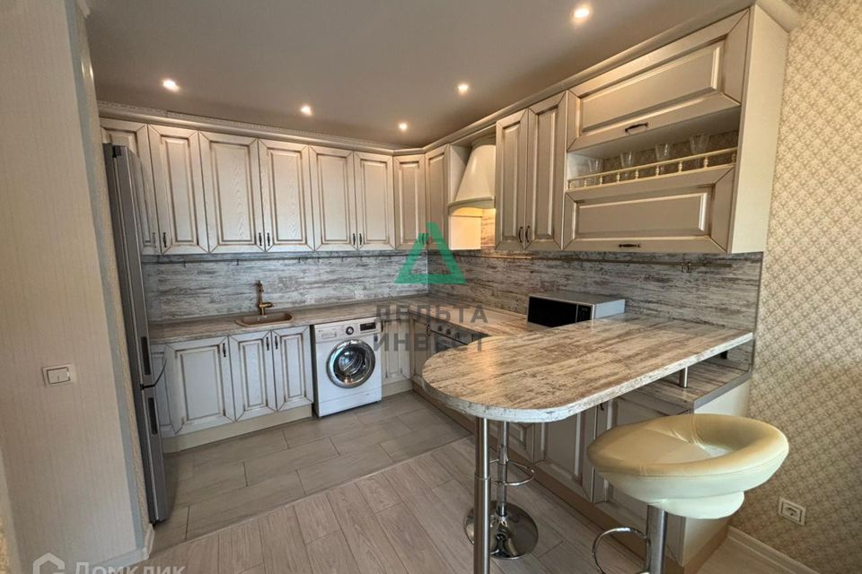 Продаётся 3-комнатная квартира, 52.6 м²