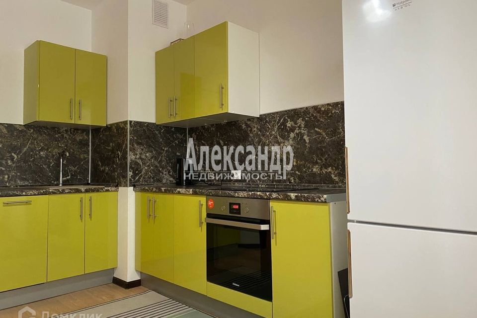 Сдаётся 2-комнатная квартира, 60 м²