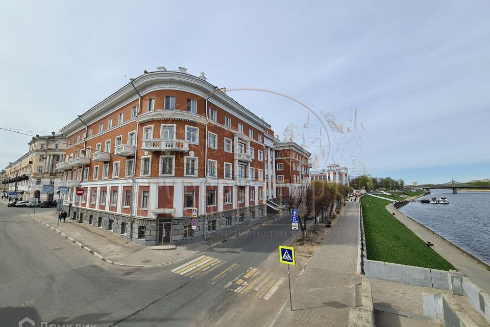Сдаётся 4-комнатная квартира, 104.4 м²