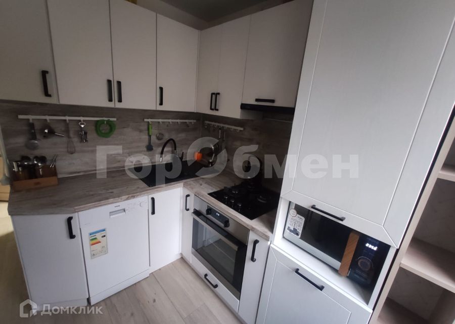 Продаётся 3-комнатная квартира, 60 м²