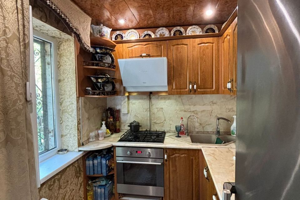 Продаётся 3-комнатная квартира, 56.9 м²