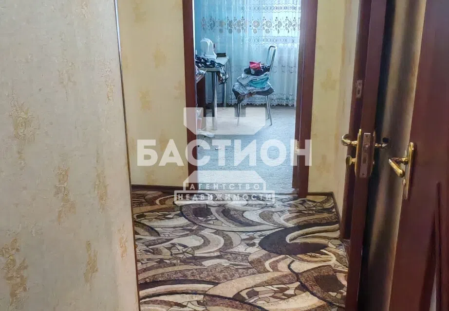 Продаётся 4-комнатная квартира, 82 м²
