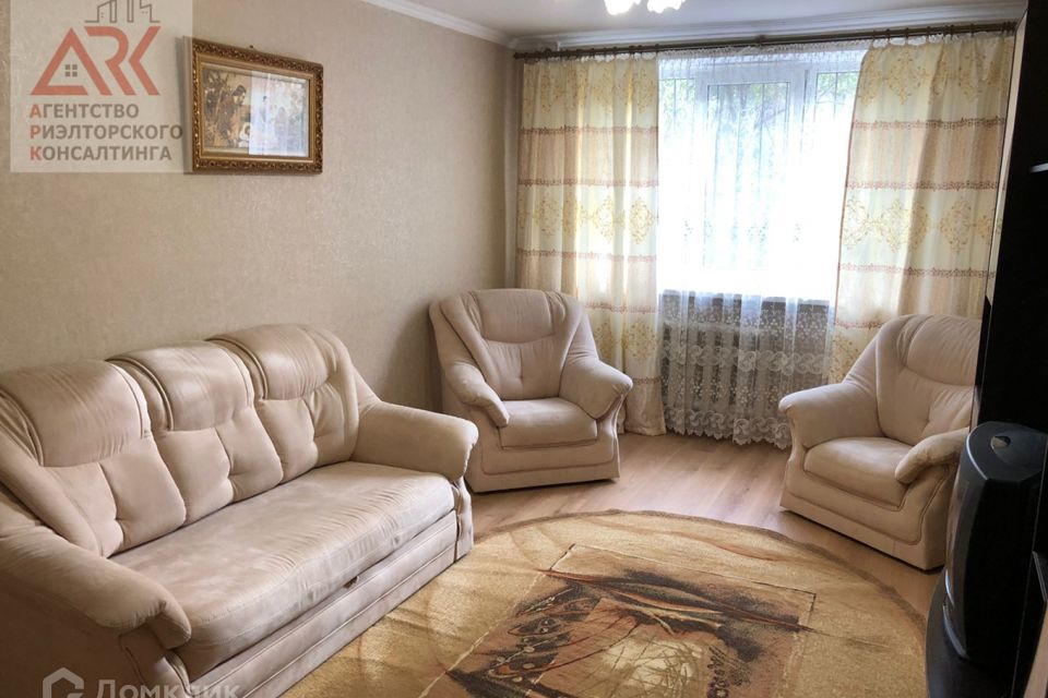 Продаётся 4-комнатная квартира, 75.7 м²