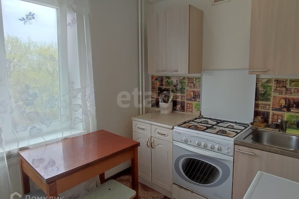Сдаётся 3-комнатная квартира, 55.3 м²