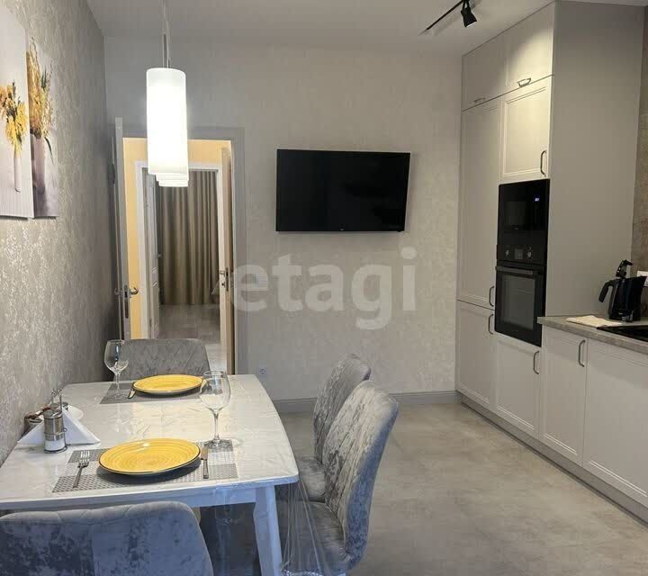 Продаётся 2-комнатная квартира, 60 м²
