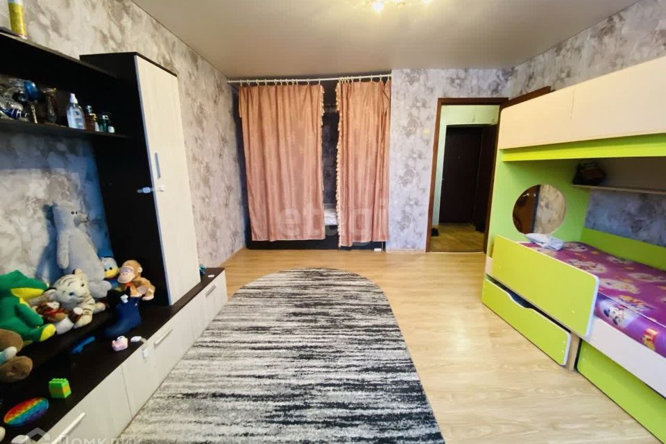 Продаётся 1-комнатная квартира, 35.8 м²