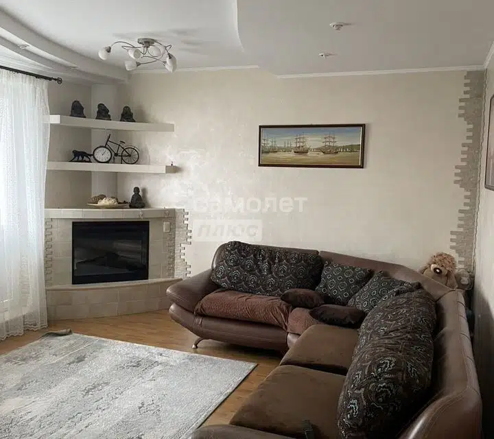 Продаётся 3-комнатная квартира, 81 м²