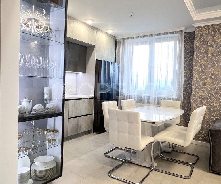 Продаётся 2-комнатная квартира, 56.1 м²