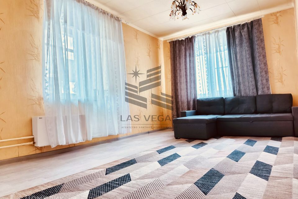 Сдаётся 1-комнатная квартира, 40 м²