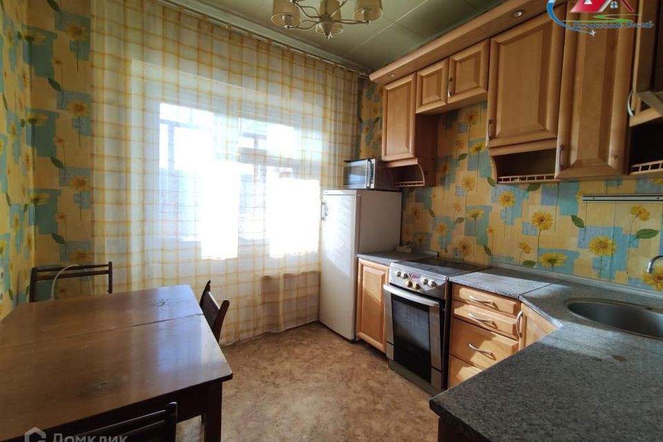 Продаётся 2-комнатная квартира, 55.7 м²