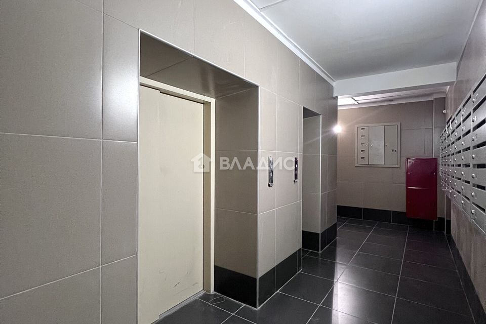 Продаётся 2-комнатная квартира, 65.8 м²
