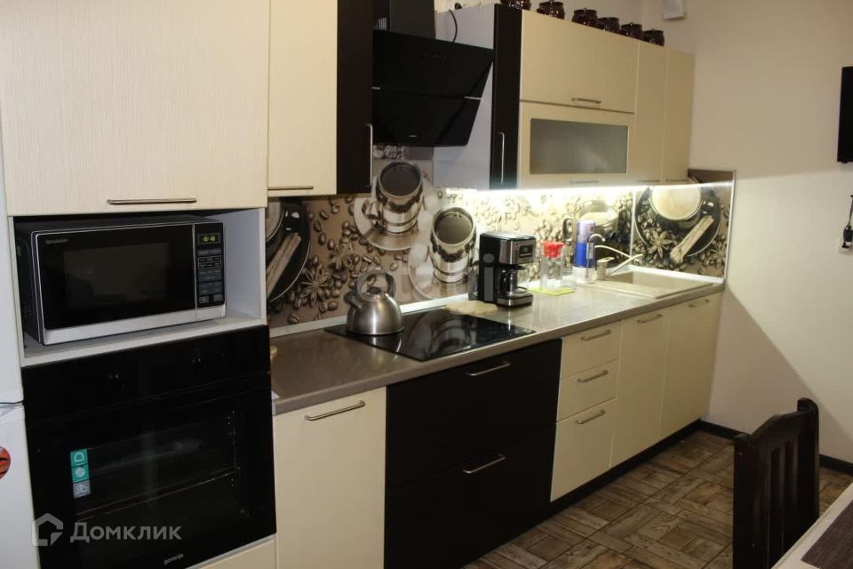 Продаётся 1-комнатная квартира, 40.4 м²