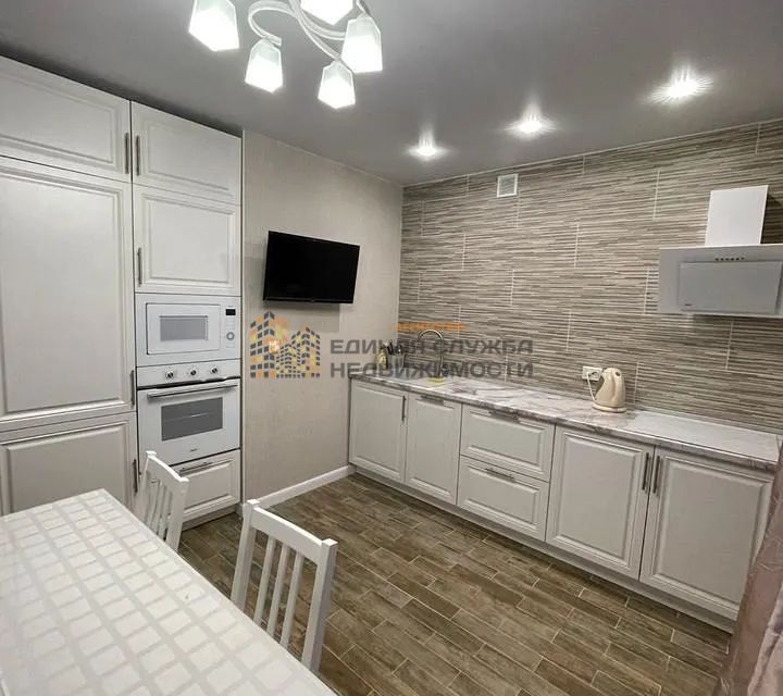 Сдаётся 2-комнатная квартира, 54 м²