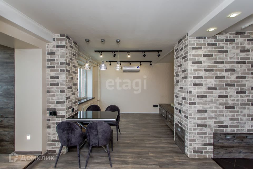 Продаётся 1-комнатная квартира, 39.7 м²