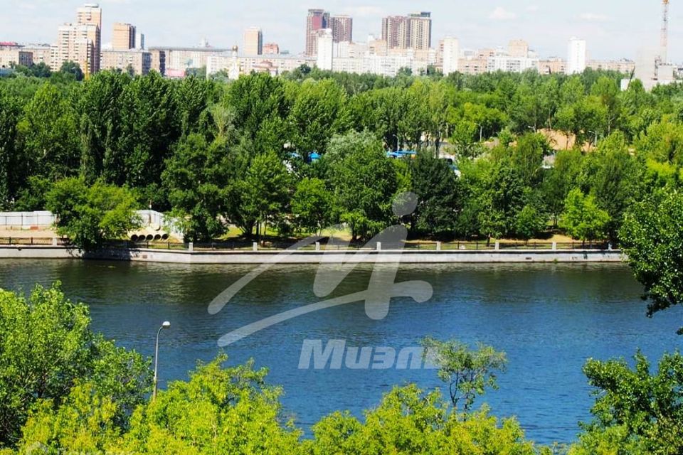 Продаётся 1-комнатная квартира, 32.3 м²
