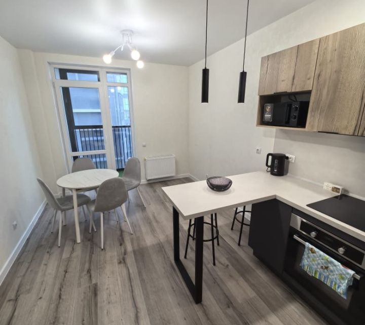 Сдаётся 1-комнатная квартира, 42 м²
