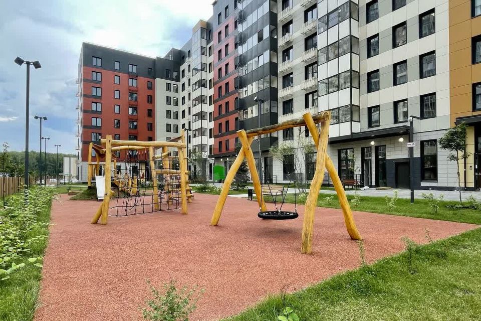 Продаётся 1-комнатная квартира, 37.7 м²