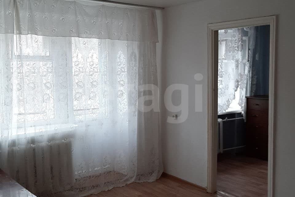 Продаётся 2-комнатная квартира, 43.8 м²