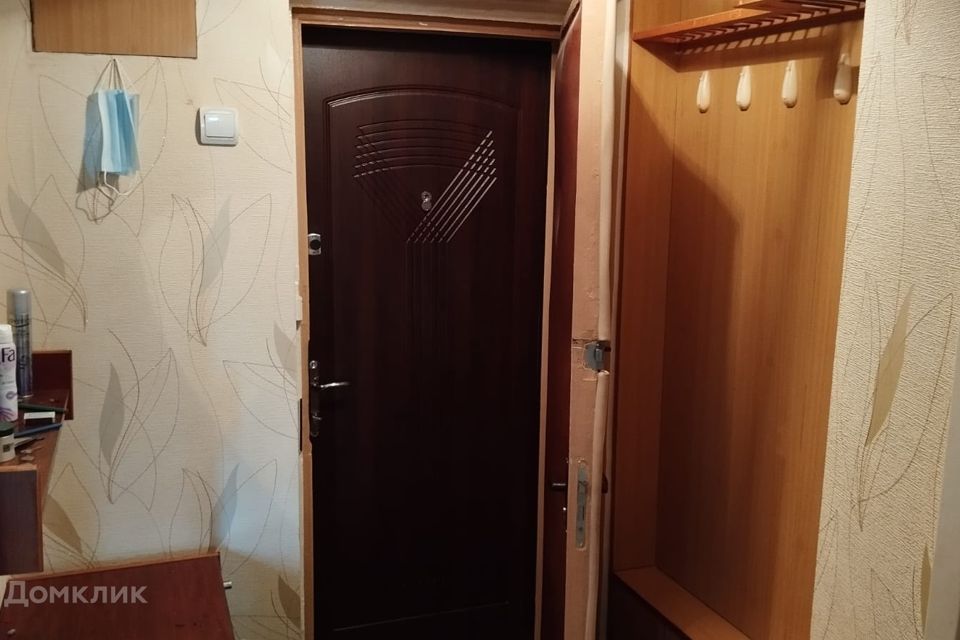 Продаётся 2-комнатная квартира, 41.8 м²