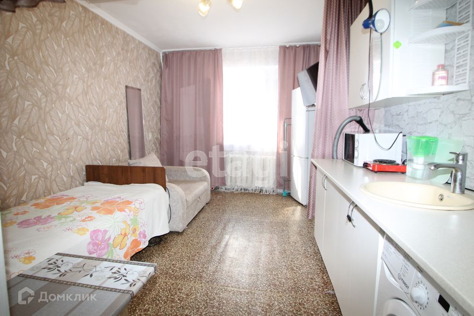 Продаётся комната в 1-комн. квартире, 12.6 м²