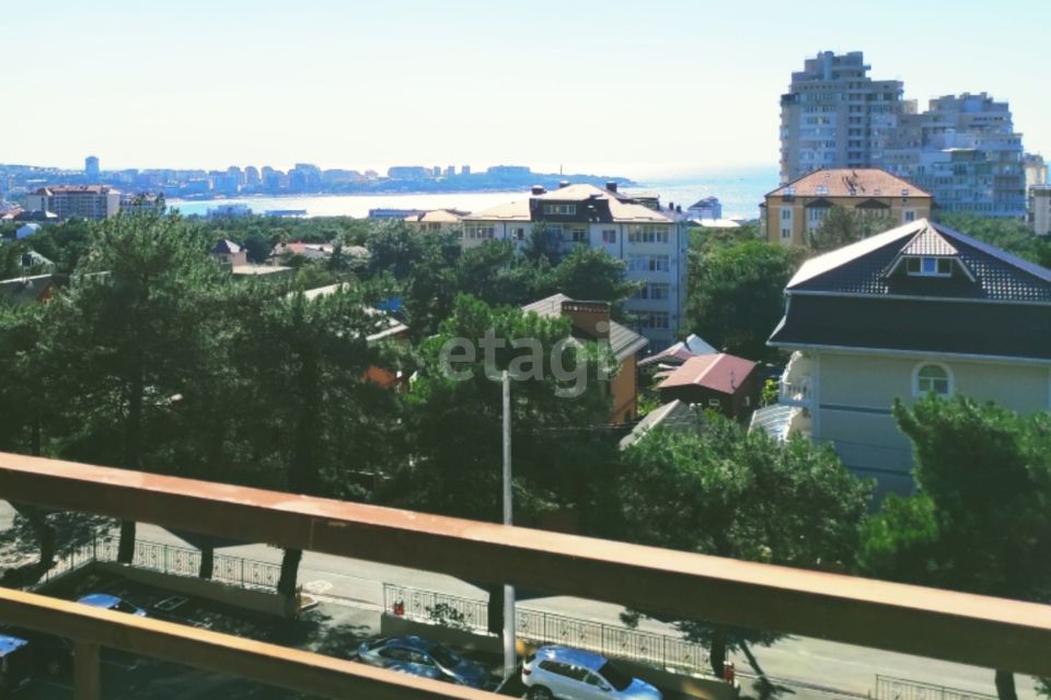 Продаётся 2-комнатная квартира, 61.6 м²