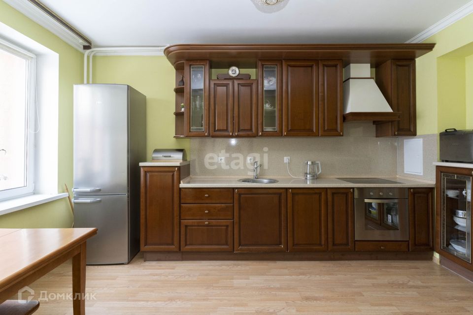 Продаётся 3-комнатная квартира, 81.7 м²